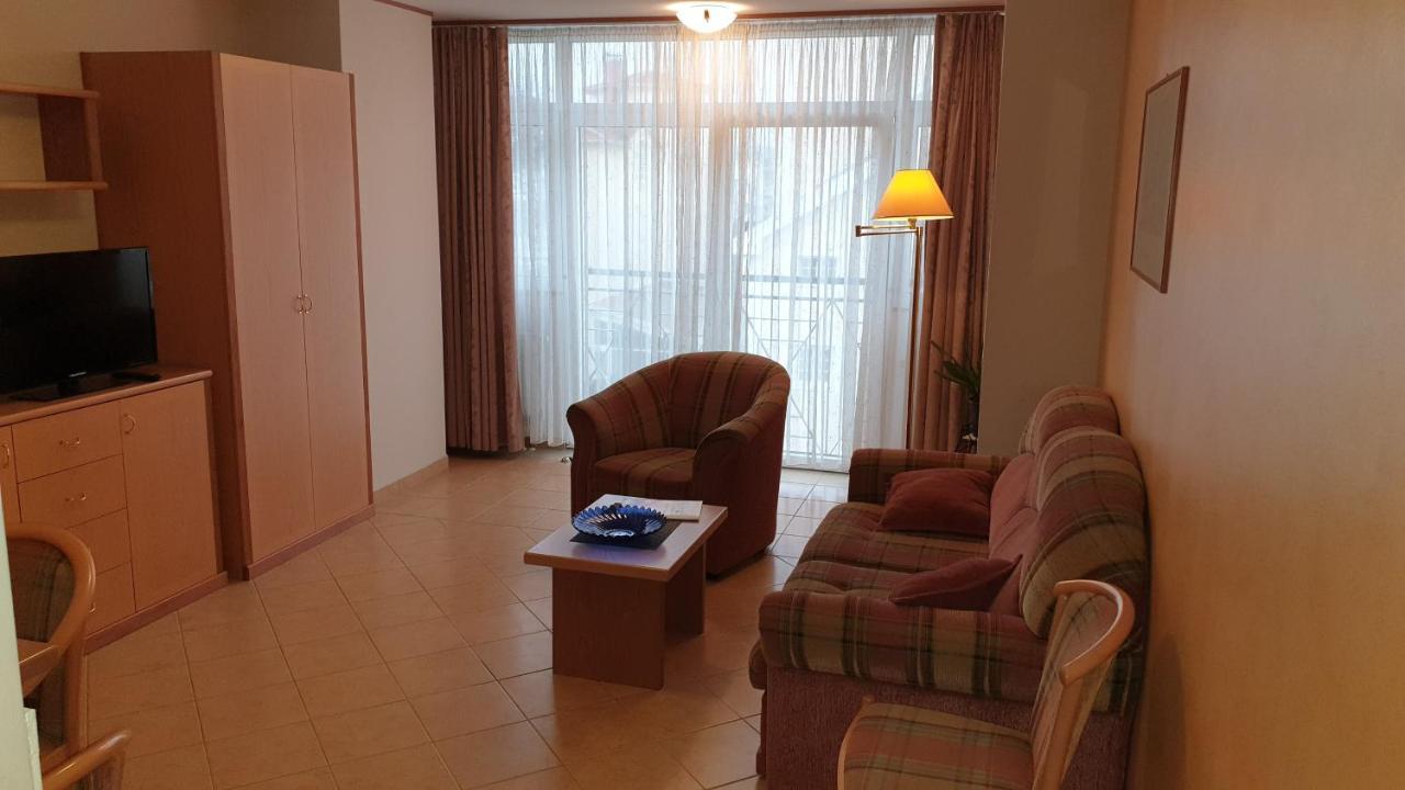 Aparthotel Rialto ビンツ エクステリア 写真