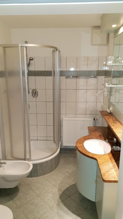 Aparthotel Rialto ビンツ エクステリア 写真